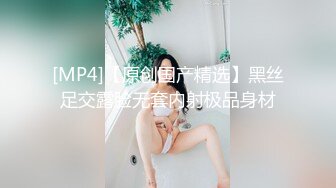 摄影师不拍新娘却跟着伴娘拍是啥意思