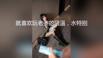 八块腹肌肌肉男被双拳入洞 菊花直接开出玫瑰芽