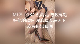 牛仔长裙妹妹