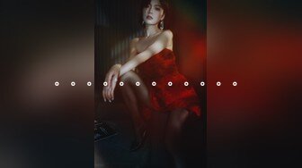 最新强推，网美推车OnlyFans极品女M母狗变态人妻ann私拍，NTR老公3P双飞多人淫乱主打一个刺激 (19)