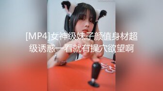 三男一女4P名场面，泰国长腿小姐姐，被大汉无情蹂躏，上下前后全方位操逼，两根大屌双洞齐开，干的受不了再换个1