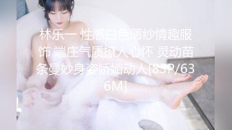 一个人玩两妞全程露脸口交大鸡巴，看两骚妹子亲嘴玩奶又抠逼淫水好多