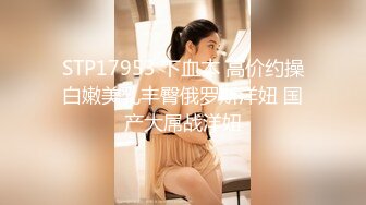 [MP4/ 3.12G] 幸福老哥双飞00后嫩妹一线天极品美穴，情趣肚兜大白美乳，轮流骑上来抽插