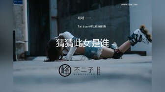 澡堂子内部员工偷窥洗完澡正在化妆的三姐妹 (2)