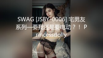 小仙女碰到黑人留学生 主动请黑人吃薯条 黑哥要微信马上就给！ 恨不得当场撅起屁股来被操 真他妈贱