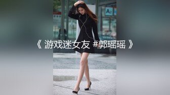 顶级尤物网红女神，衬衣黑丝美腿，嗲嗲娇滴滴，脱光光自慰，极品美臀翘起，搔首弄姿诱惑