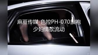 商城跟随偷窥漂亮小姐姐 身材不错 小内内卡着性感大屁屁