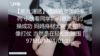 西安后入炮友，细腰肥臀，淫叫不断