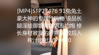 ☆极品流出☆★精彩双飞大战！两个漂亮姐妹换着来！轮流无套被干~另外一个就在旁边当摄影师~ 每一秒都是撸点！