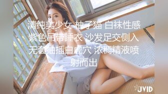 北京Ts惠奈酱和长沙Ts柠檬：3P人妻，激情大战，美丽人妻被高颜值美妖震撼到了，淫声特别动听！